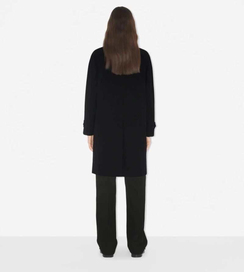 Timeless Burberry Outwear 104472