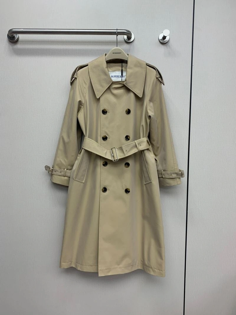 Flexible Burberry Outwear 104471