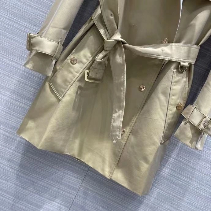 Durable Burberry Outwear 104465