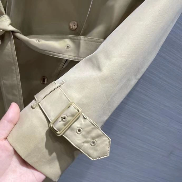 Durable Burberry Outwear 104465
