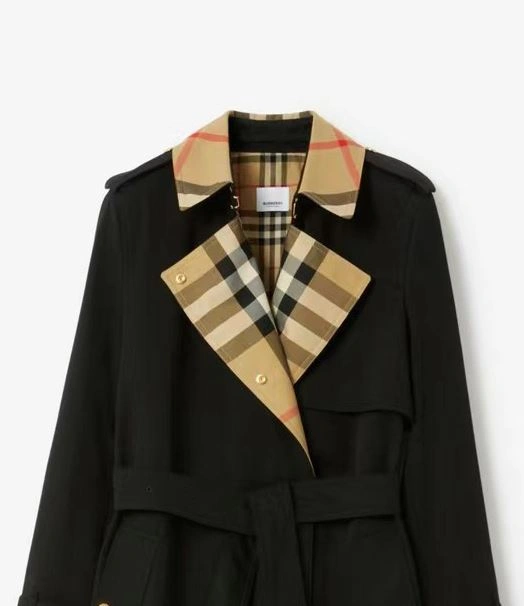 SmoothTexture Burberry Outwear 104462