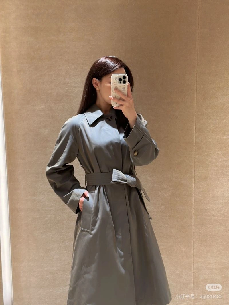 Burberry Outwear Modern 104464