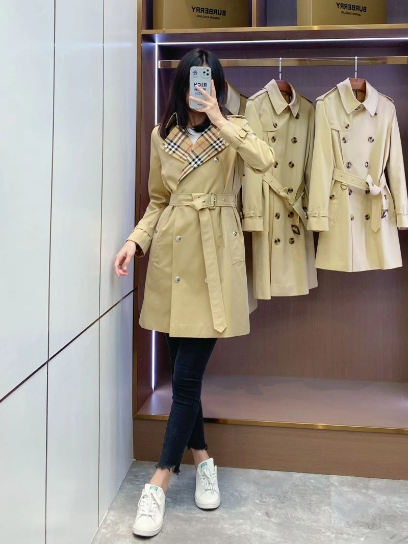 Burberry Outwear Practical 104466
