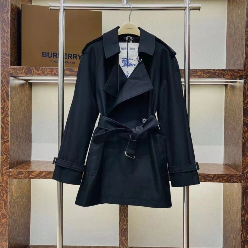 Fashionable Burberry Outwear 104461