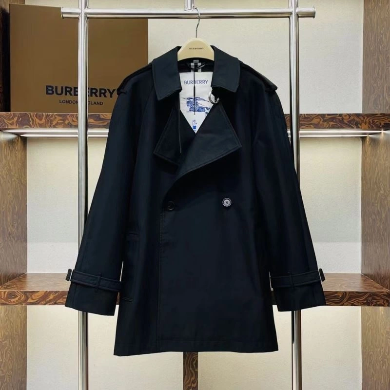 Fashionable Burberry Outwear 104461
