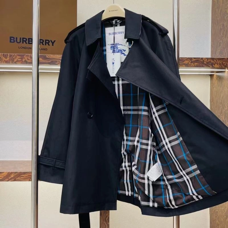 Fashionable Burberry Outwear 104461