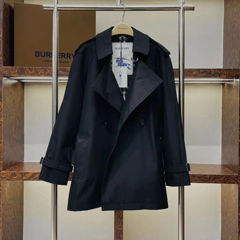Fashionable Burberry Outwear 104461