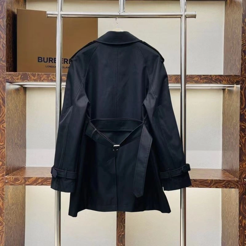 Fashionable Burberry Outwear 104461