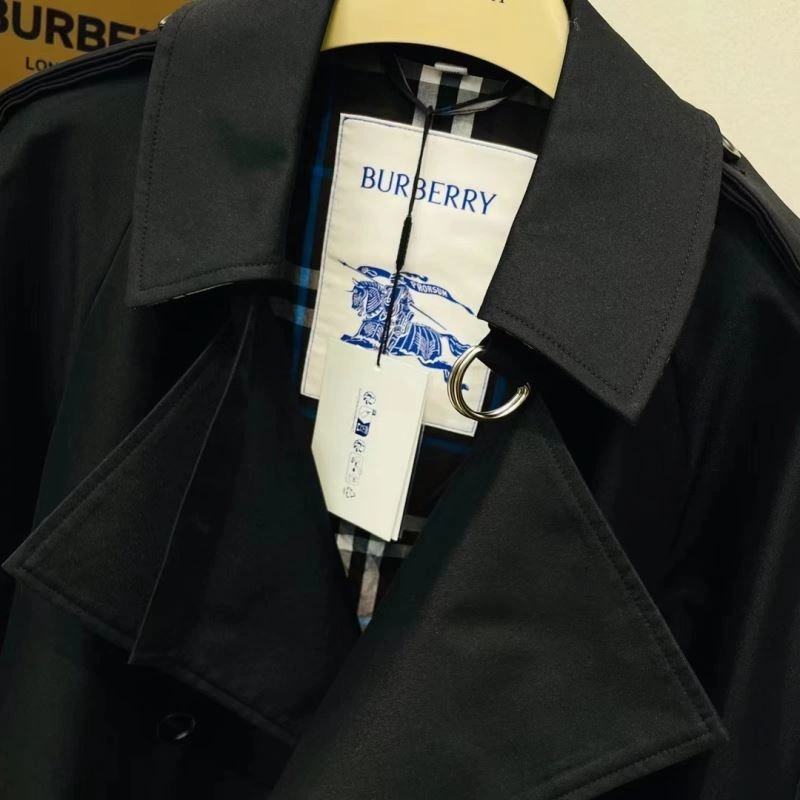 Fashionable Burberry Outwear 104461