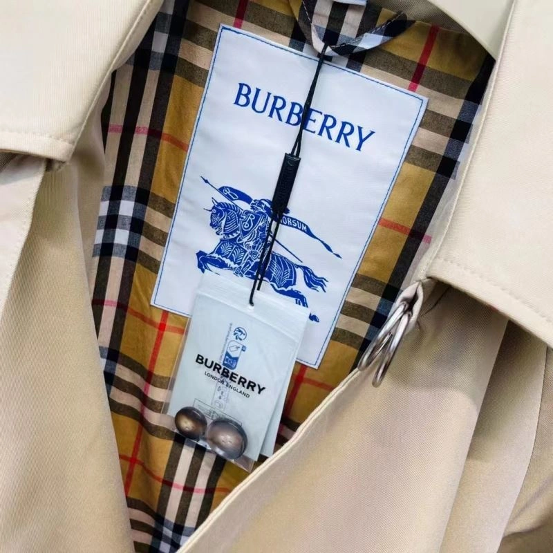 TravelReady Burberry Outwear 104457