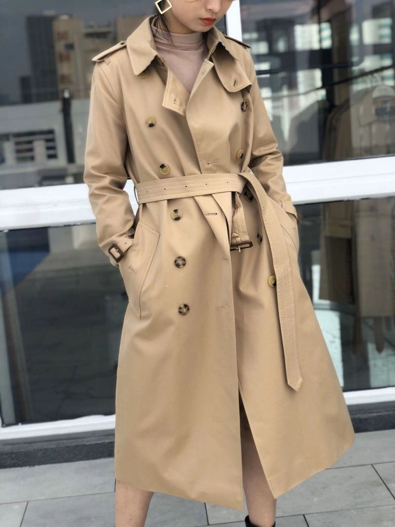 Effortless Burberry Outwear 104482