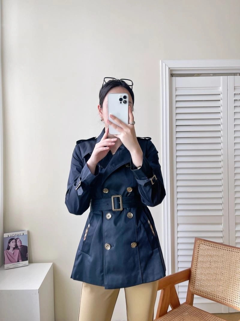 Trendy Burberry Outwear 104439