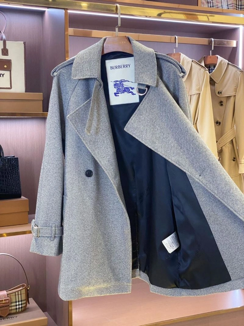 FashionForward Burberry Outwear 104487