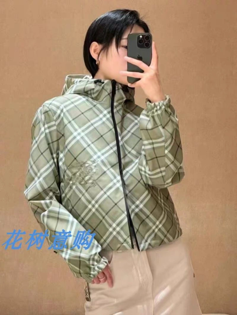 Seasonal Burberry Outwear 104427