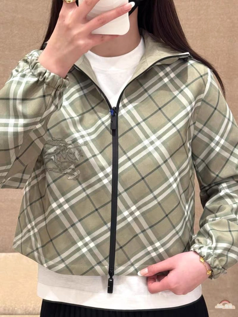 Seasonal Burberry Outwear 104427