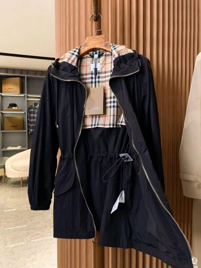 Burberry Outwear ModernLook 104440