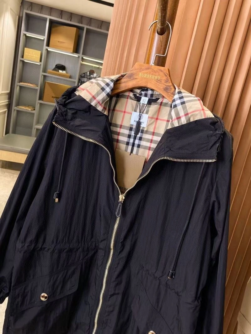 Burberry Outwear ModernLook 104440