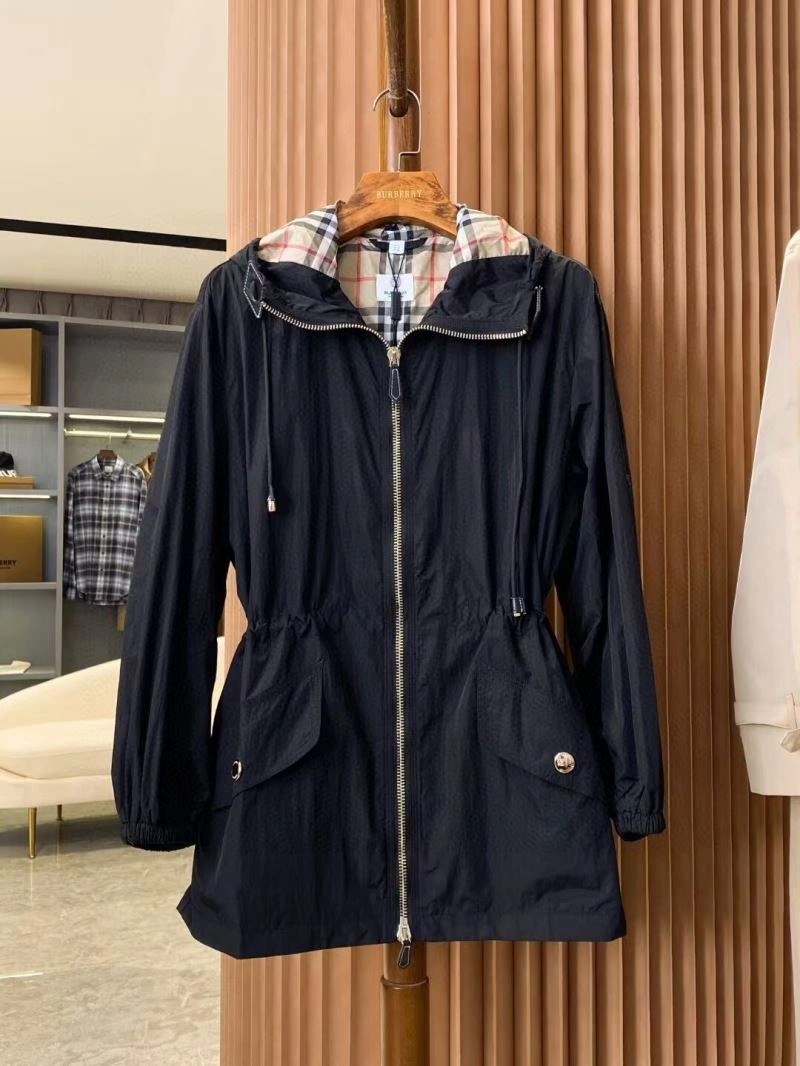 Burberry Outwear ModernLook 104440