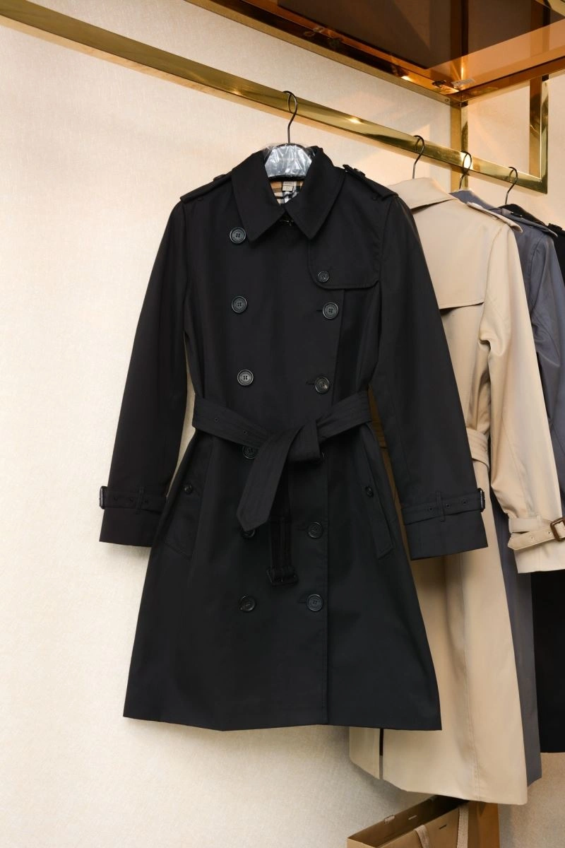 Modern Burberry Outwear 104426