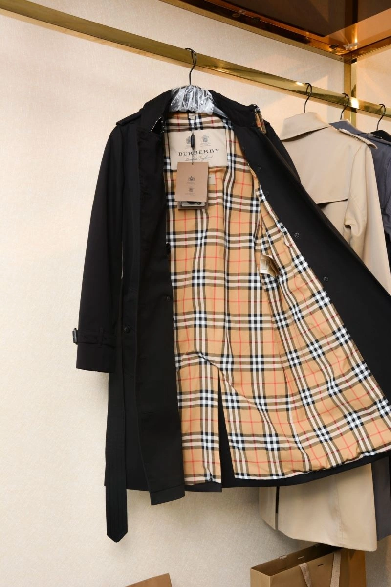 Modern Burberry Outwear 104426