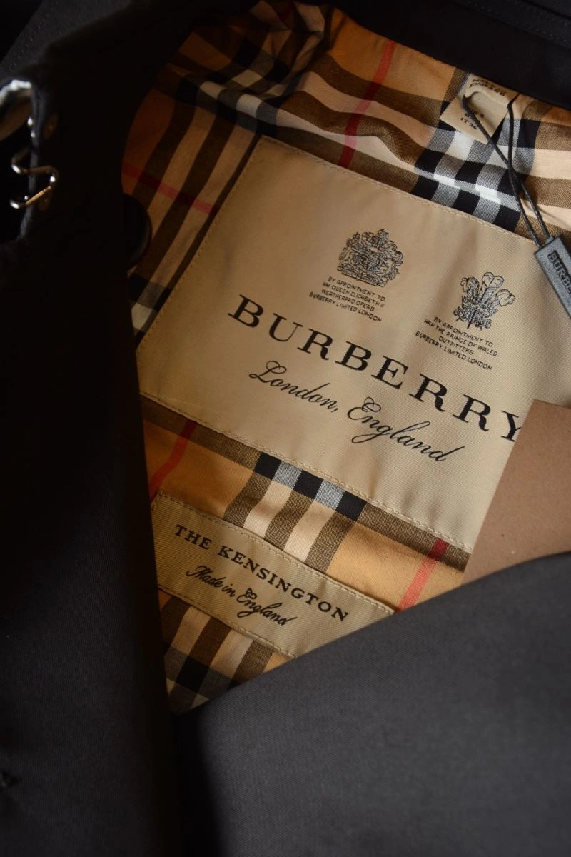 Modern Burberry Outwear 104426