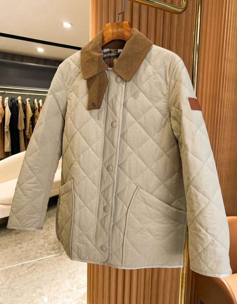 Burberry Outwear HighPerformance 104459