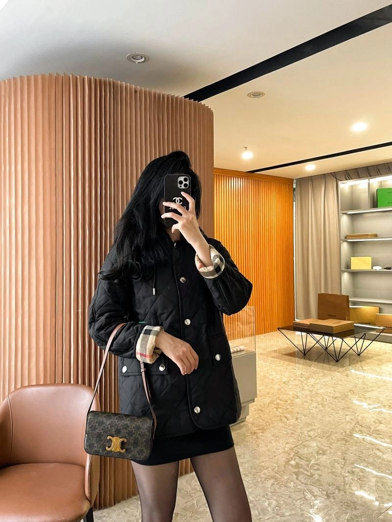 Burberry Outwear GoAnywhere 104413
