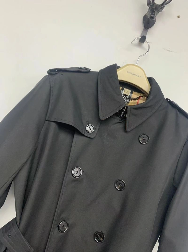 Burberry Outwear UrbanChic 104408