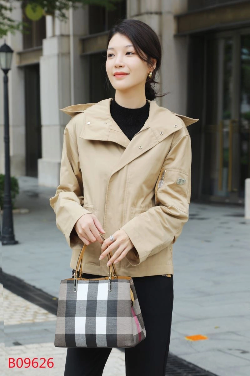Burberry Outwear QuickDry 104402