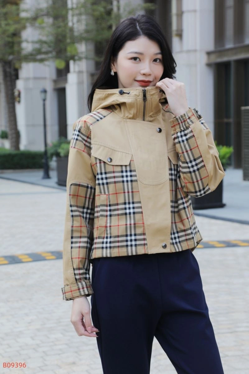 Attractive Burberry Outwear 104403