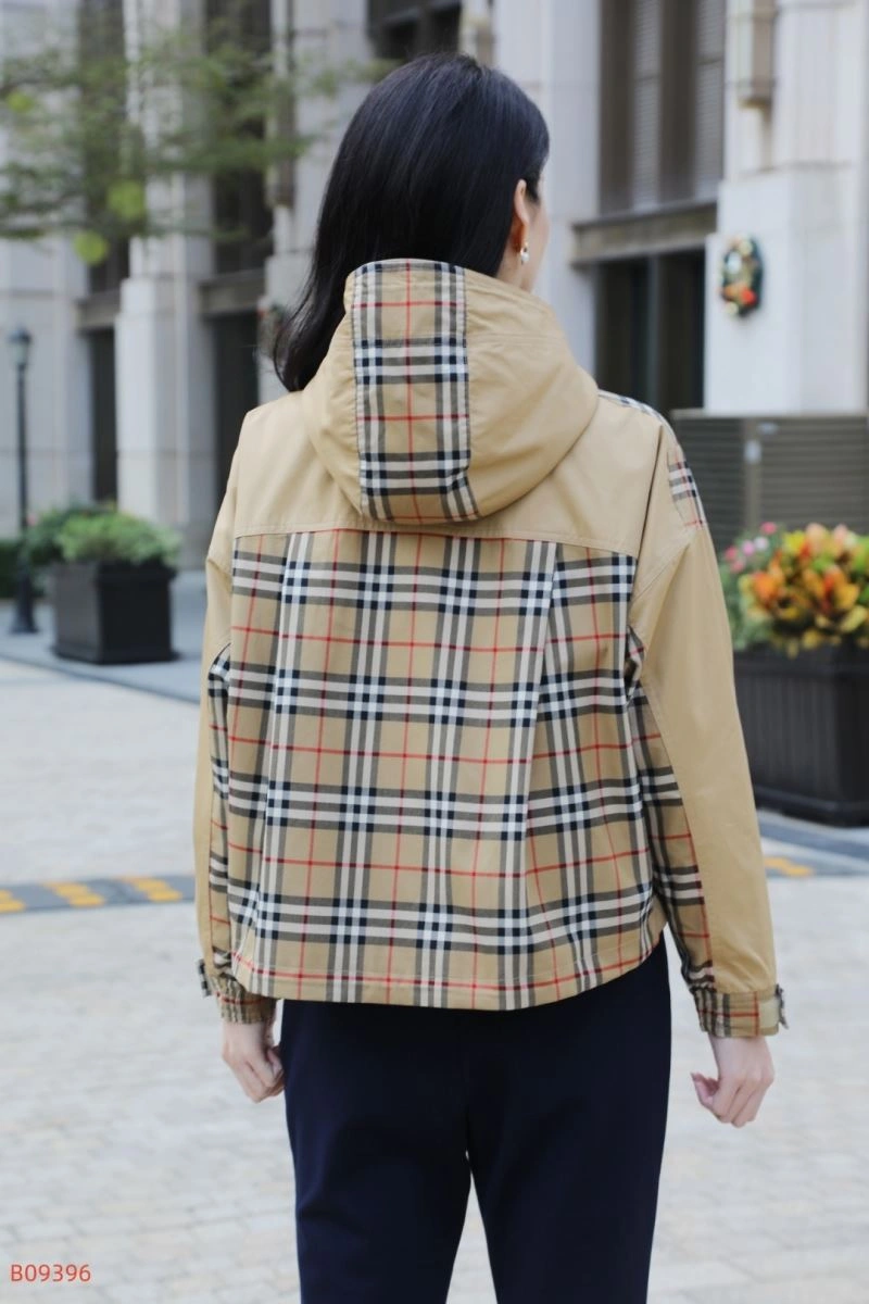 Attractive Burberry Outwear 104403