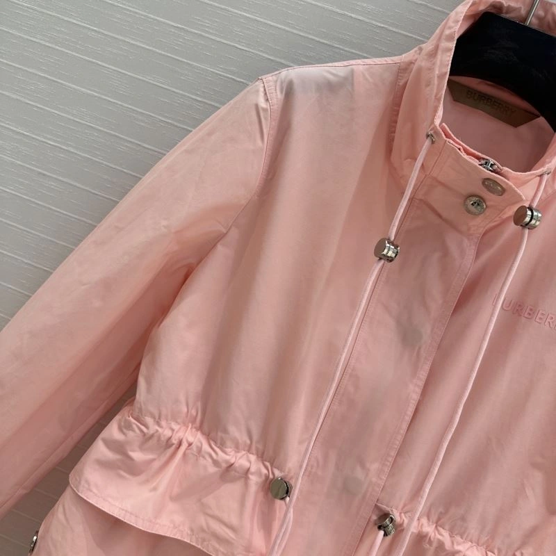 Burberry Outwear OdorResistant 104400