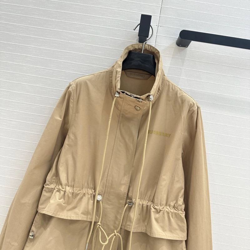 Sustainable Burberry Outwear 104398