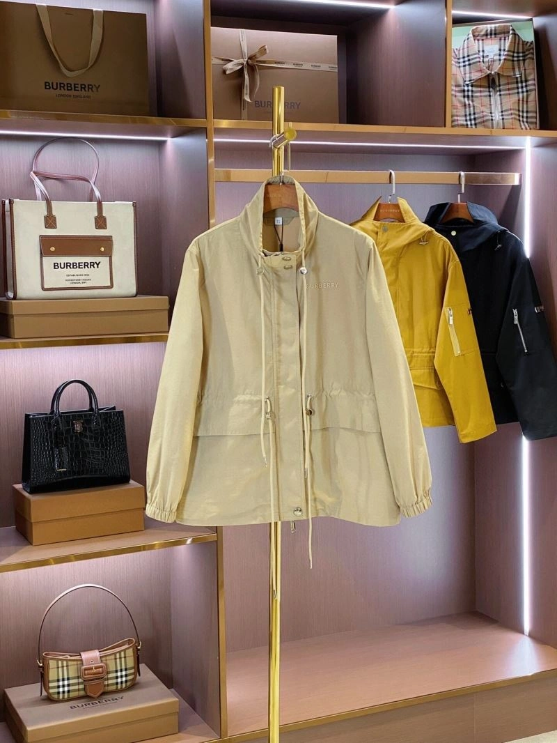 Burberry Outwear SmoothTexture 104401