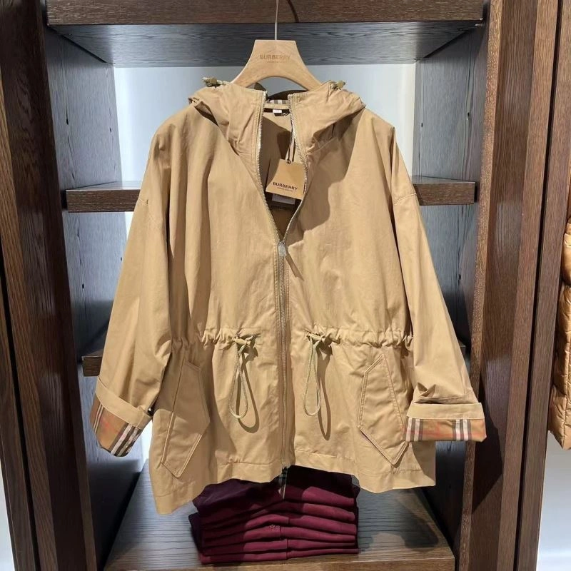 TimelessDesign Burberry Outwear 104490
