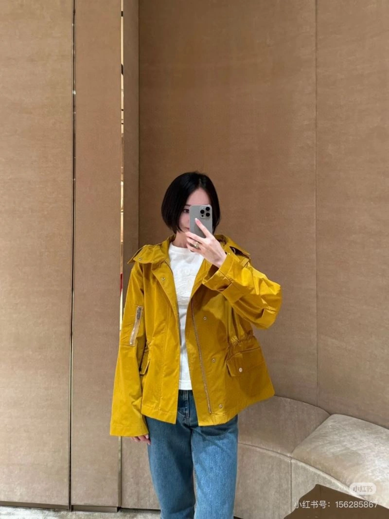 Burberry Outwear ZeroBulk 104446