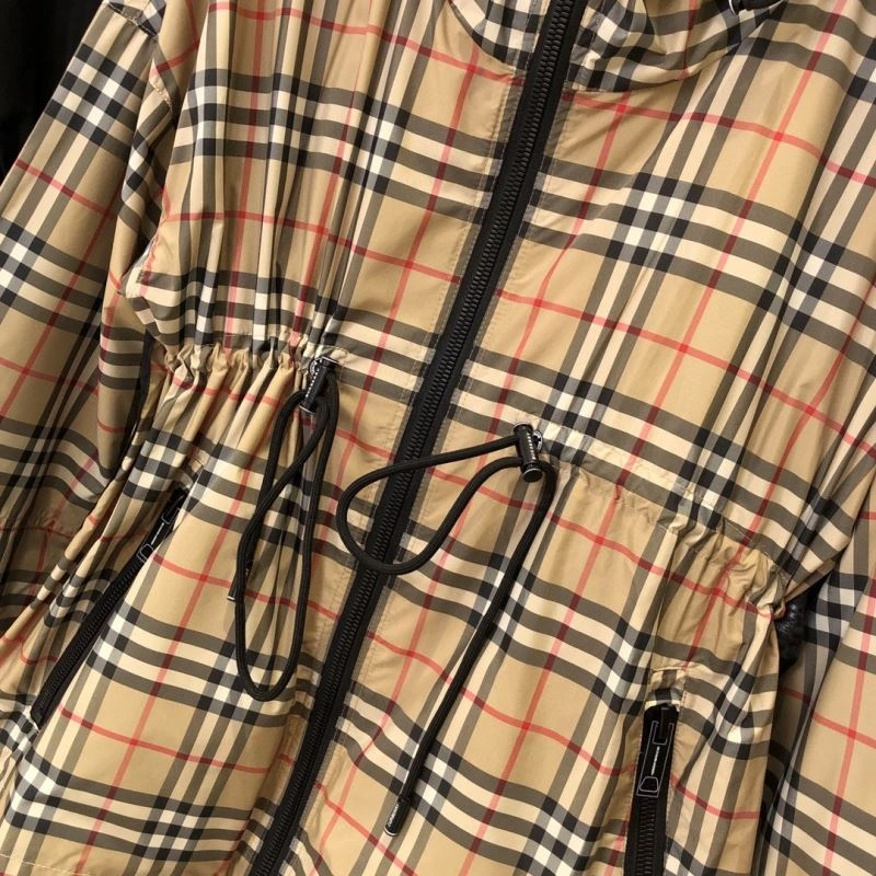 Popular Burberry Outwear 104383