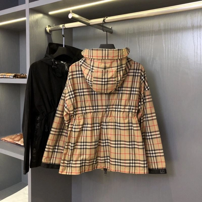 Popular Burberry Outwear 104383