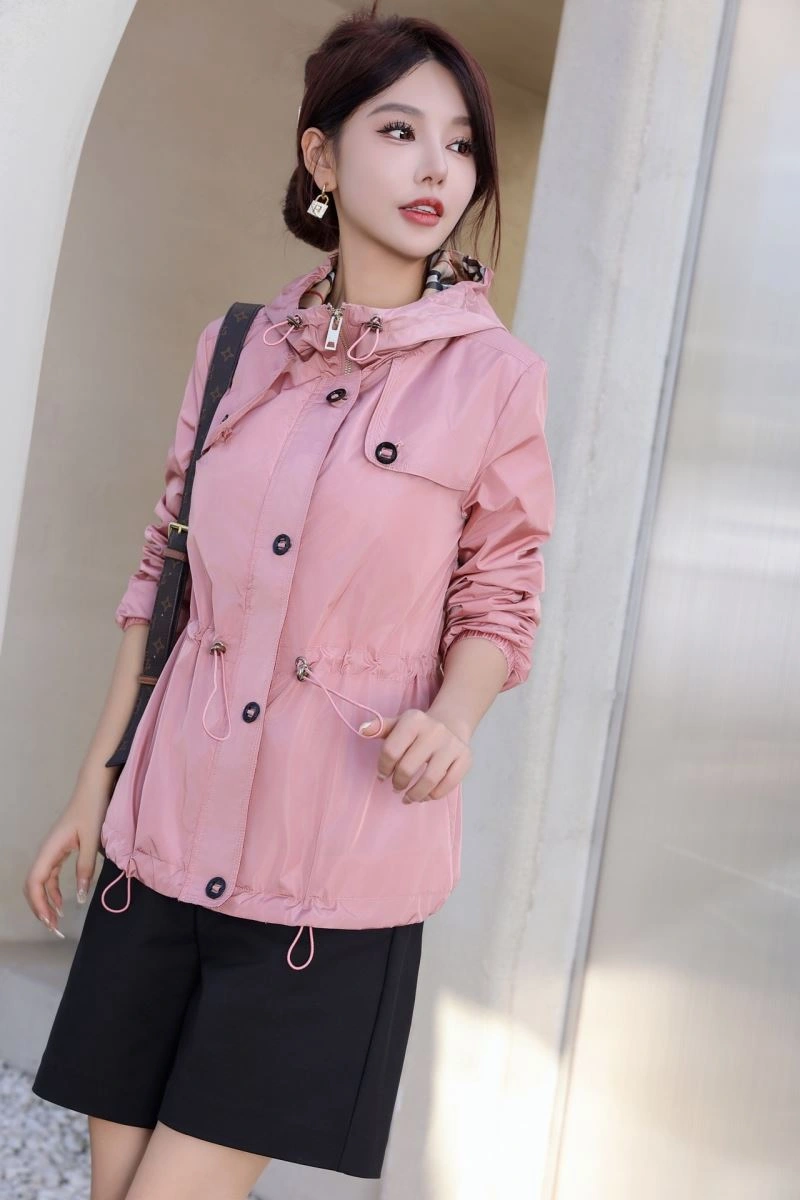 Burberry Outwear Lightweight 104380