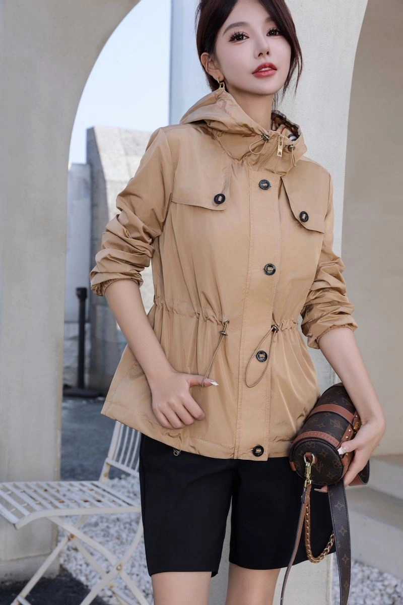 ZipUp Burberry Outwear 104376