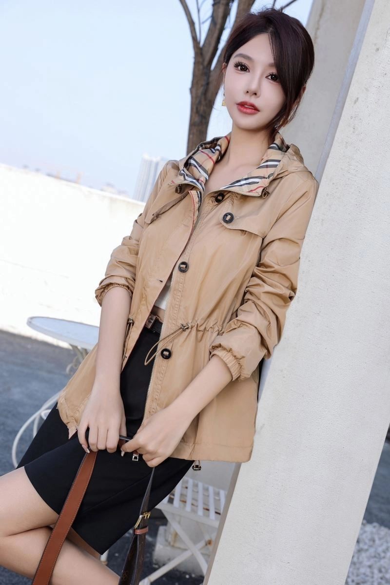 ZipUp Burberry Outwear 104376