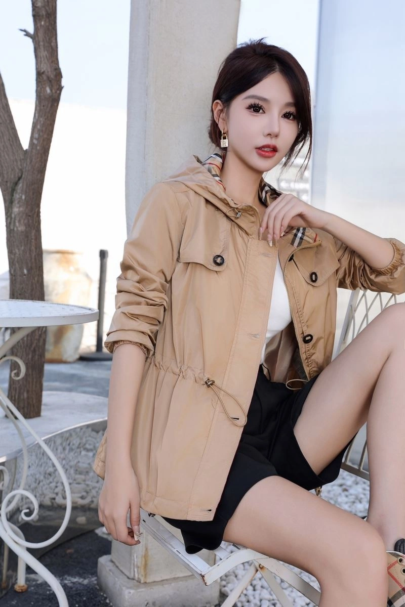 ZipUp Burberry Outwear 104376