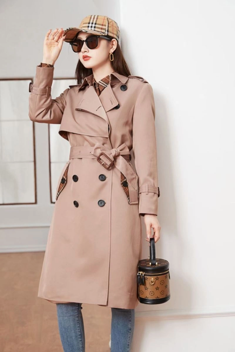Burberry Outwear Stylish 104370