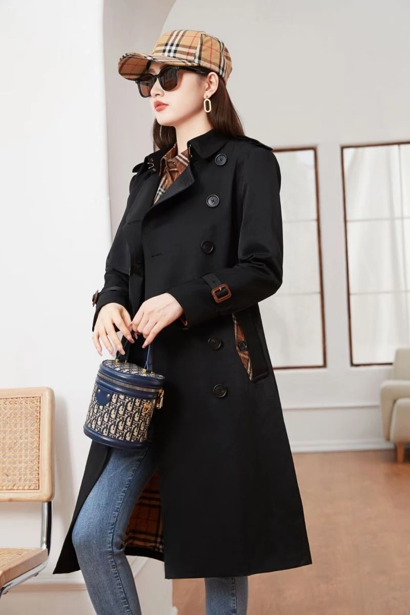 Burberry Outwear GoAnywhere 104372