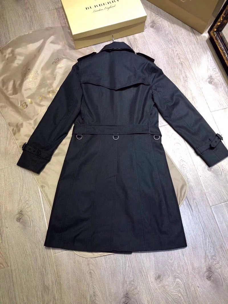 Burberry Outwear Flexible 104414