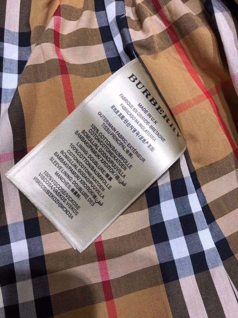 Burberry Outwear Flexible 104414