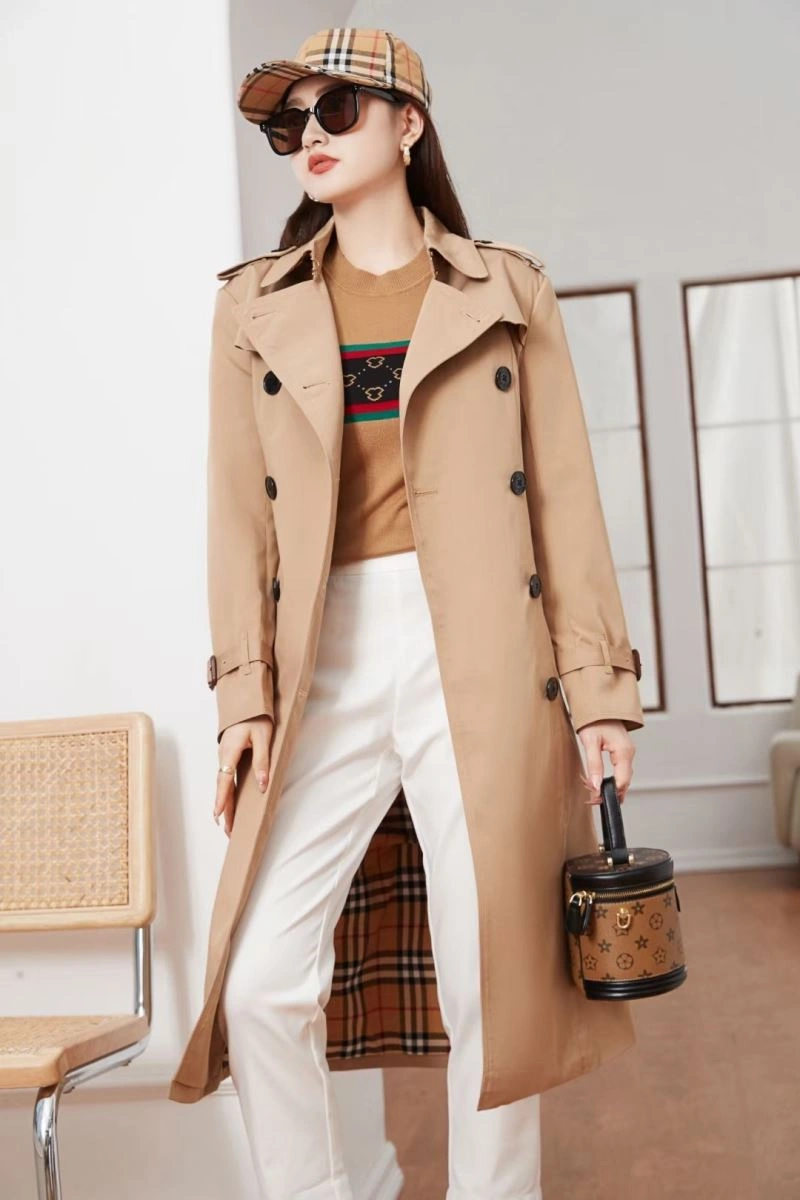 Burberry Outwear Effortless 104417