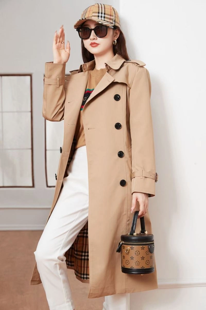 Burberry Outwear Effortless 104417