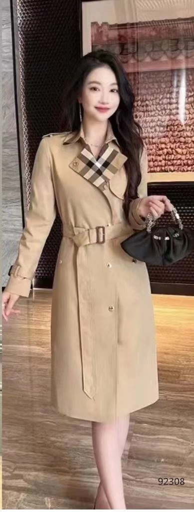Burberry Outwear Stretchable 104368