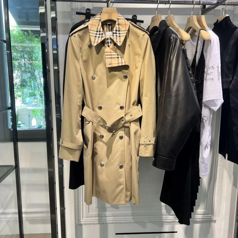 Trendy Burberry Outwear 104377